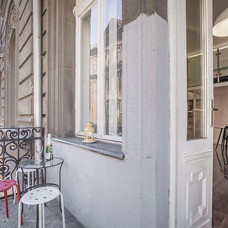 Appartamento Luxury Art Deco Flat / Big Balcony Budapest Esterno foto