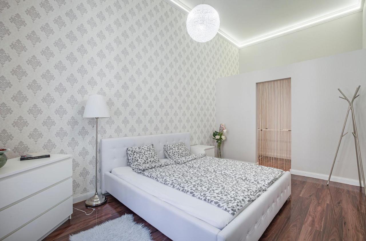 Appartamento Luxury Art Deco Flat / Big Balcony Budapest Esterno foto