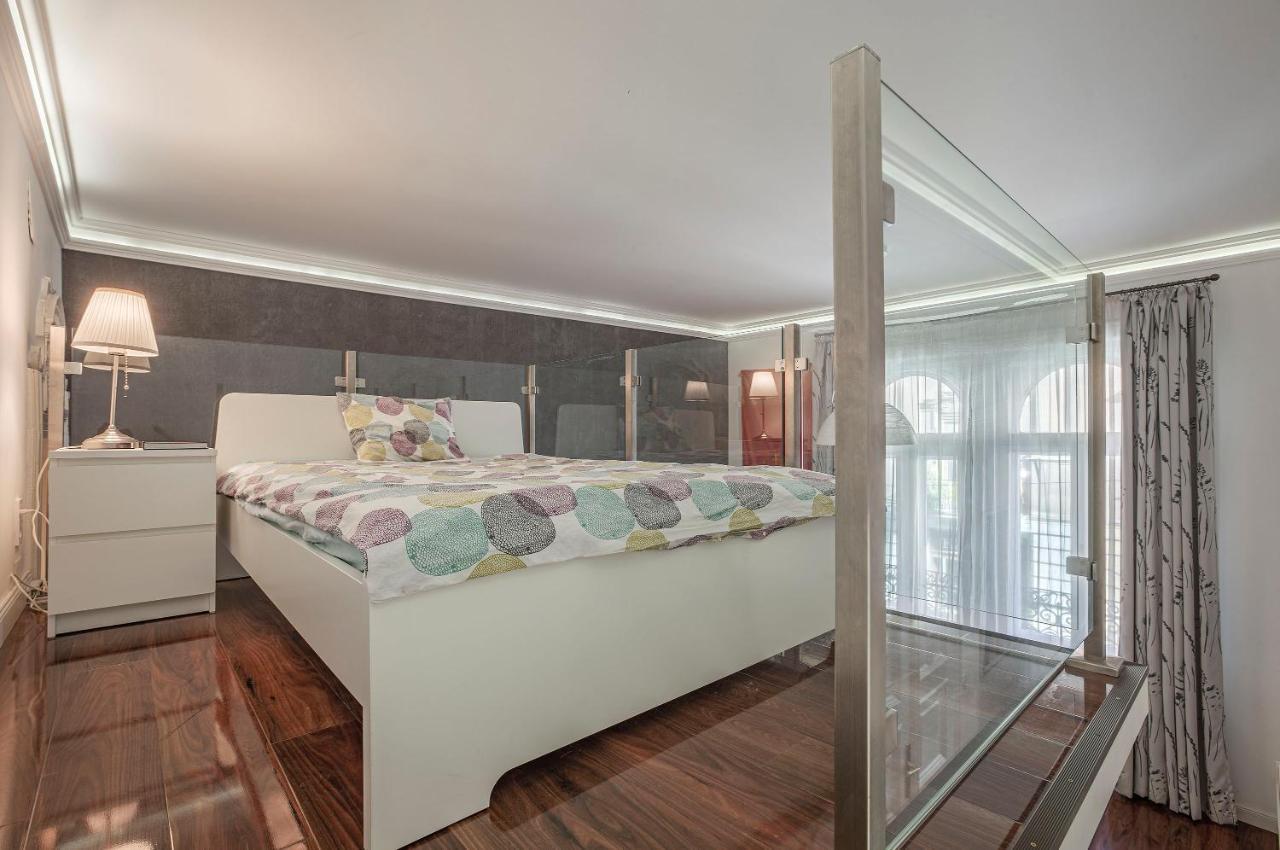 Appartamento Luxury Art Deco Flat / Big Balcony Budapest Esterno foto