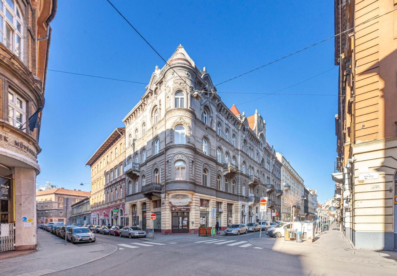 Appartamento Luxury Art Deco Flat / Big Balcony Budapest Esterno foto